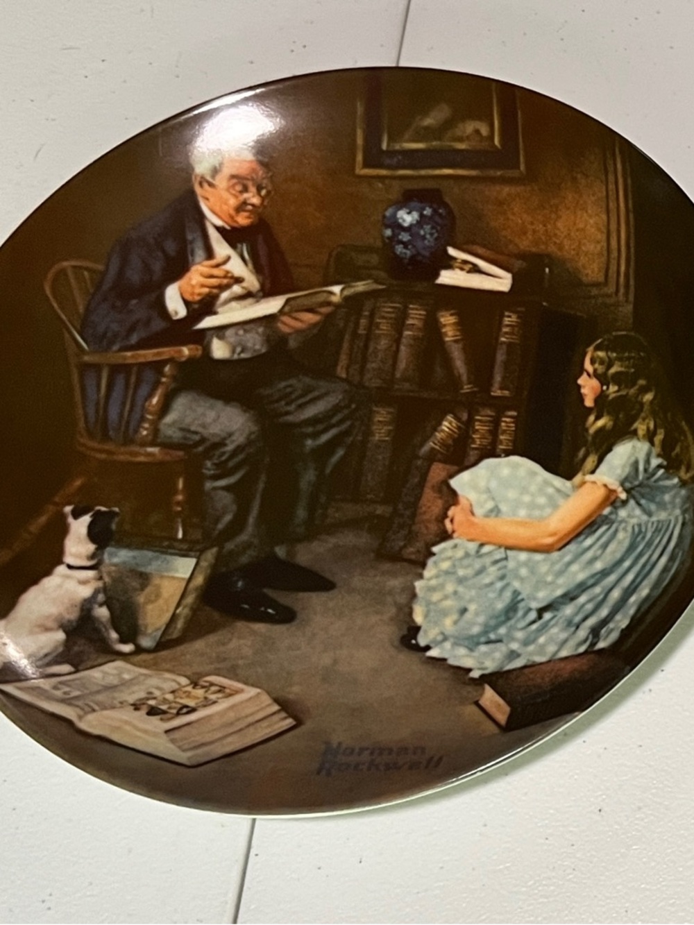 Knowles Decorative Storyteller Plate in Cream and Black